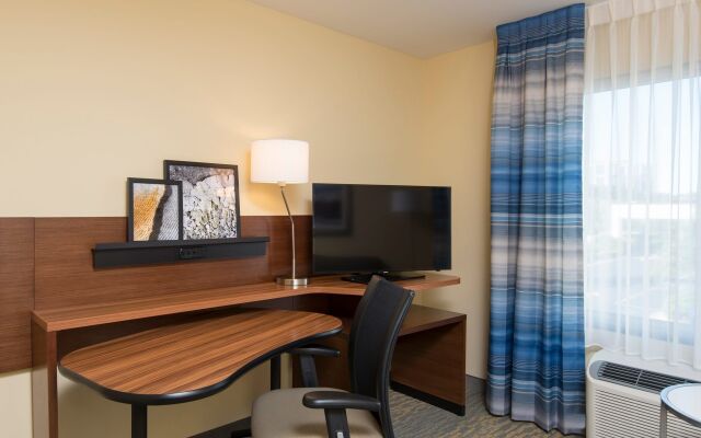 Fairfield Inn & Suites Tampa Westshore / Airport