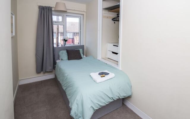 Elegant Rooms in a Quiet Location