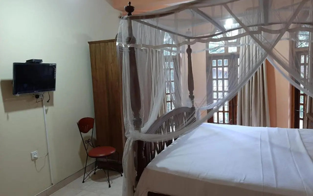 The Golden Residence