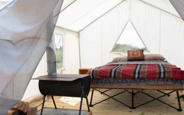 Tentrr - Blooming Hill Farm