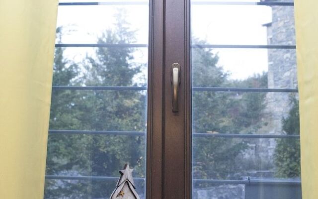 Rock Dandy Mountain House