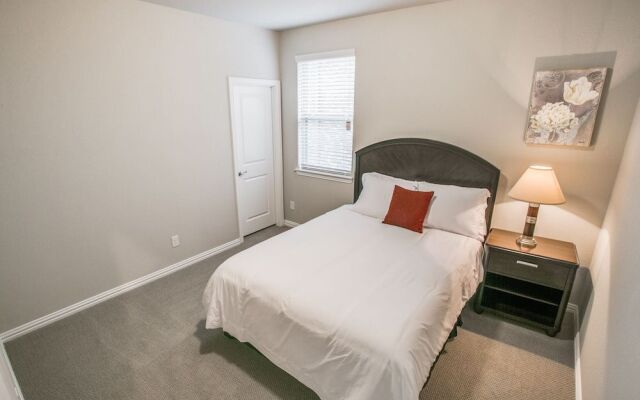 Beautiful furnished 3 bedroom Allen Home