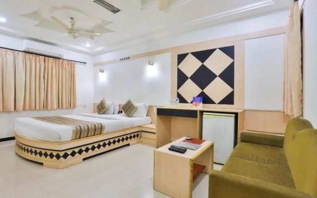 Hotel EverKrishna