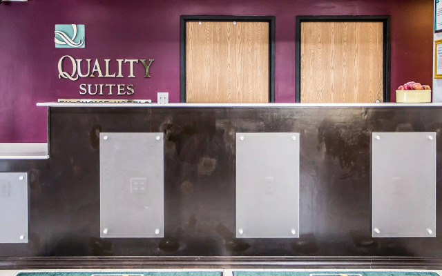 Quality Suites I-44
