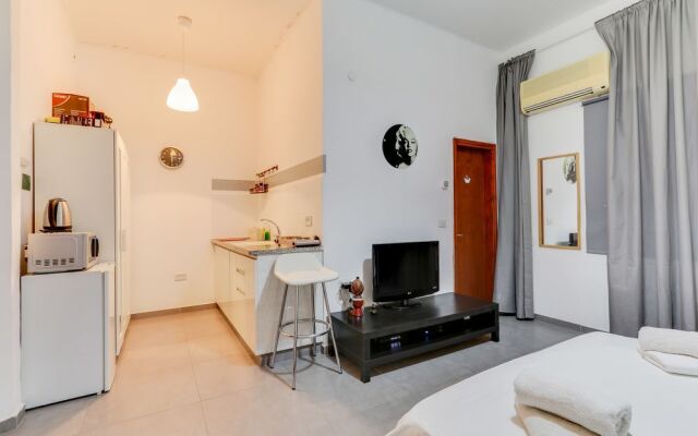 Studio for 2 people Near Bograshov Beach