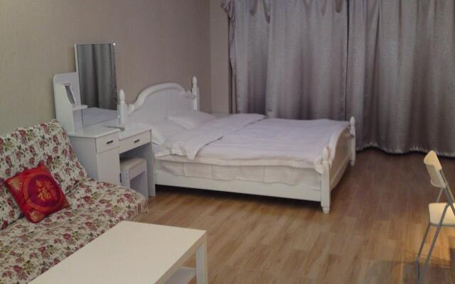 Nanjing Longlong Hotel