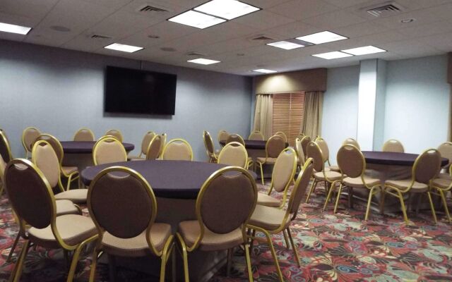 Spark by Hilton Greensboro