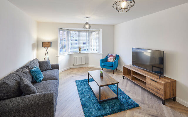 Host Stay Redsky House