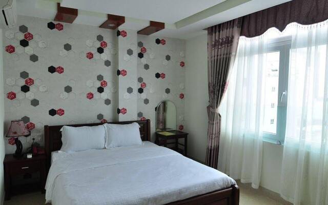 Red Rose Mallow Hotel