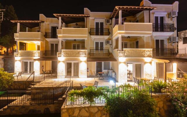 Farrys Boutique Hotel and Beach Club
