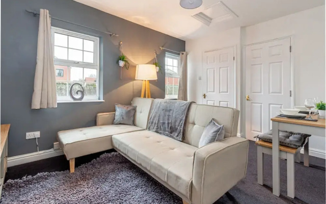 Worcester City Centre 1 Bed Apartment
