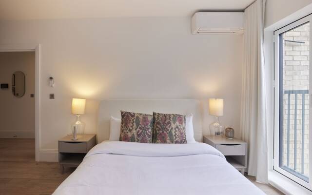The Wembley Park Sanctuary - Stunning 2bdr Flat With Balcony