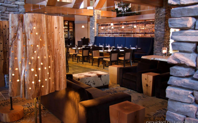 Sawridge Inn & Conference Centre Edmonton South