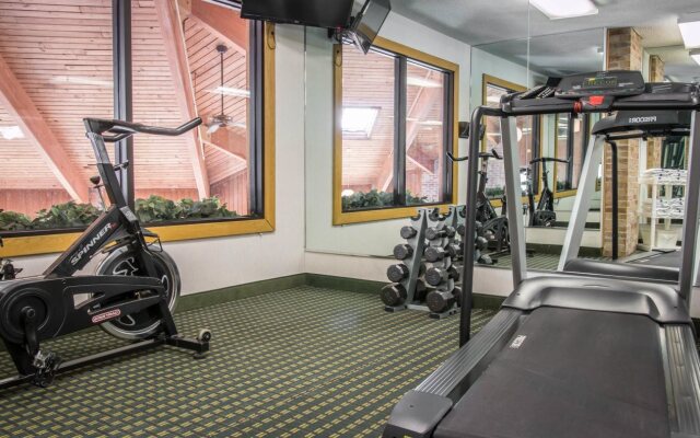 Quality Inn Marshall near I-69