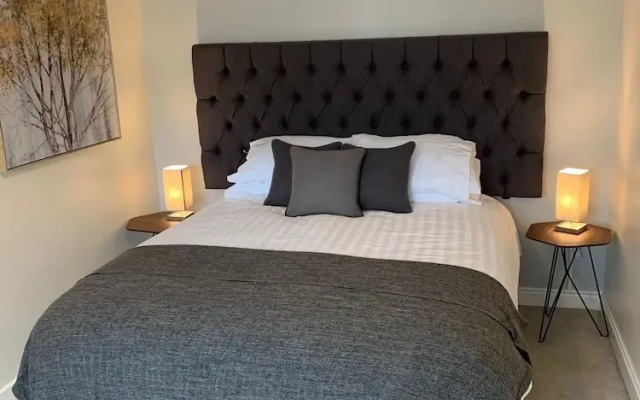 Fitzrovia Properties - Barracks Place