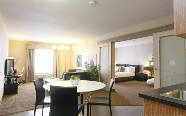 Vegreville Suites