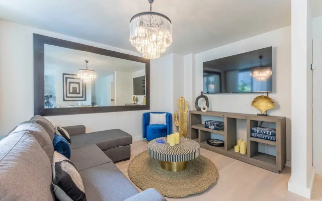 Cozy Apartment ac. Balcony - 1br/4p - Eiffel Tower