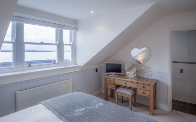 South Beach View- 2 Bedroom - Tenby