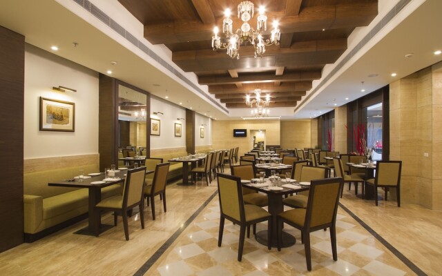 Leisure Inn Grand Chanakya