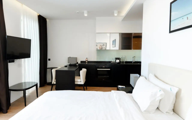 White Villas (Sea Breeze)