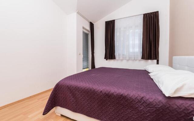 Apartments Danijela 1