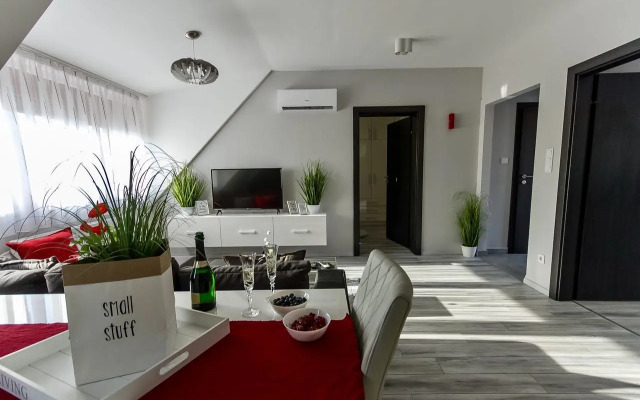 Grey Suites Pecs