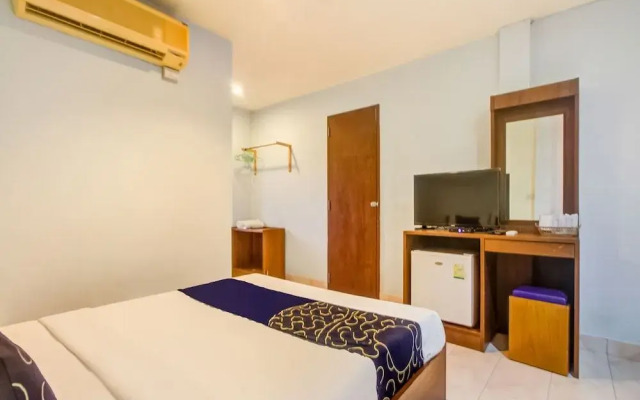 CAPITAL O1142 Laemkum Beach Resort