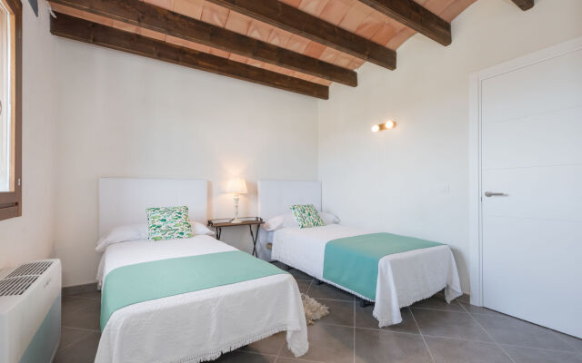 Holiday Home Sa Casa Rotja