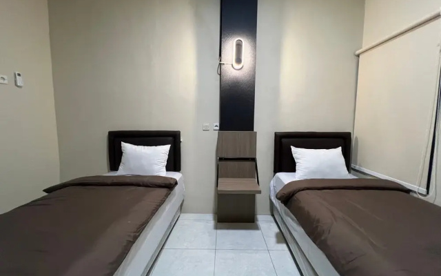 Brenn Hotel Semarang Mitra Reddoorz