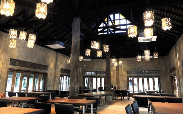 Ruean Racha Resort
