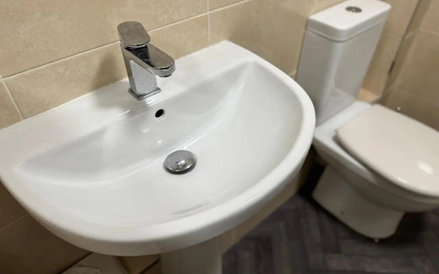 OYO A Better Night Hotel - Manchester Salford