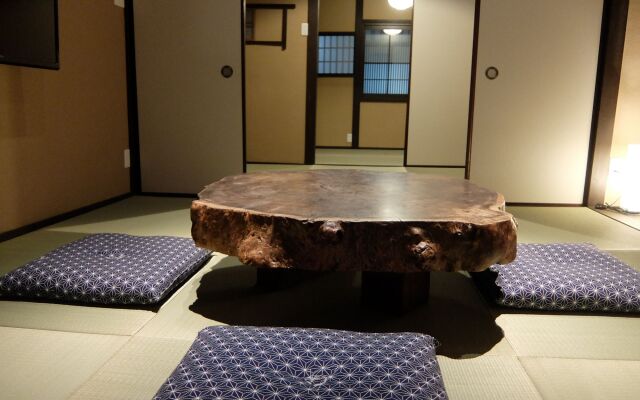 Reikaku Kiyomizu-Gojo