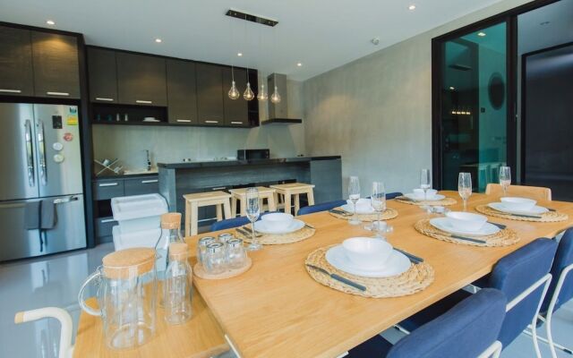 Luxury 4 Bedroom Villa Baan Rim Nam