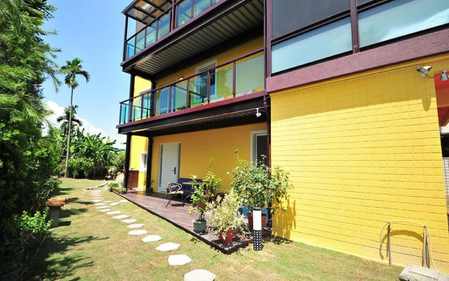 Little Sunshine B&B