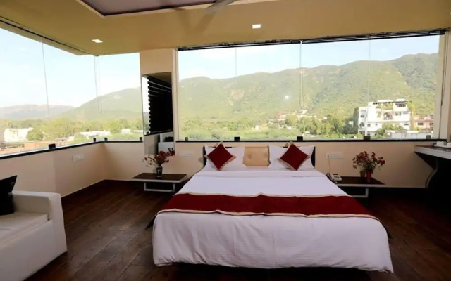 Rock Star Hotel