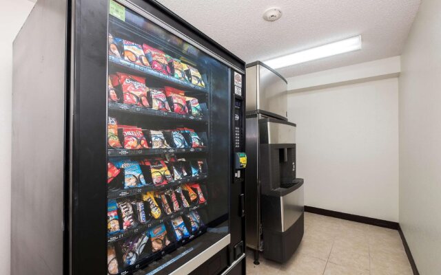 Spark by Hilton Bentonville