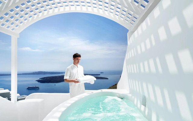 Tholos Resort