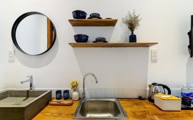 The Hut Boutique Hotel Notre Dame