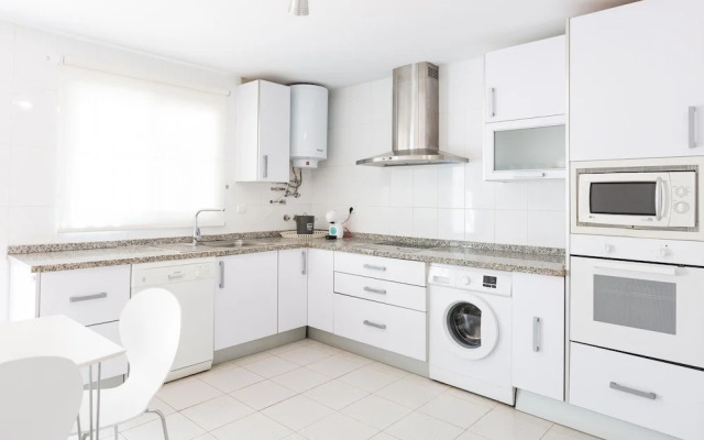 Artola in Marbella With 4 Bedrooms and 3 Bathrooms