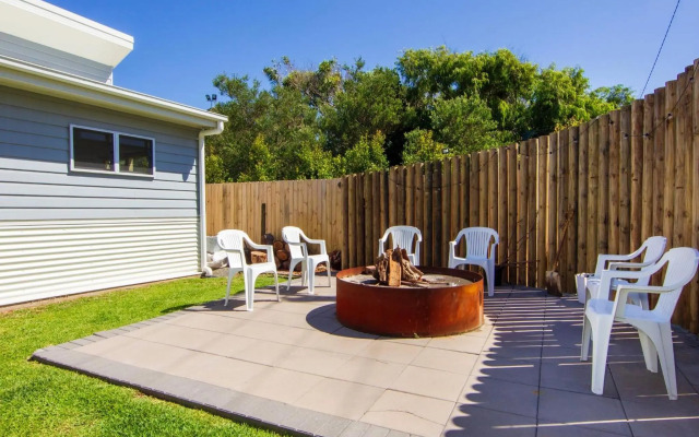 Spinnaker - Family Getaway - 2mins Walk to Beach