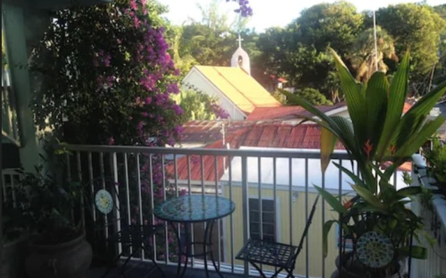 Cruz Bay Boutique Hotel