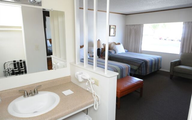 Aiken's Lodge