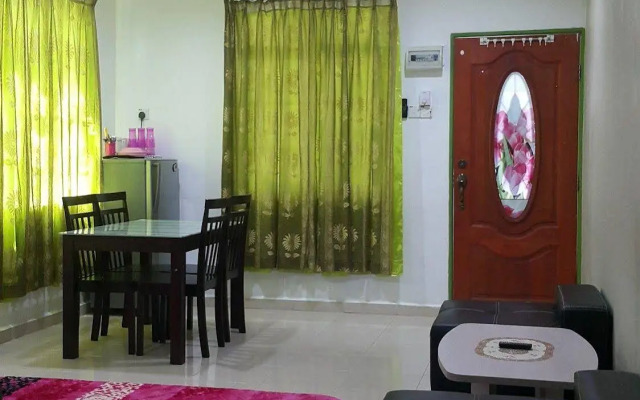 Noor Homestay