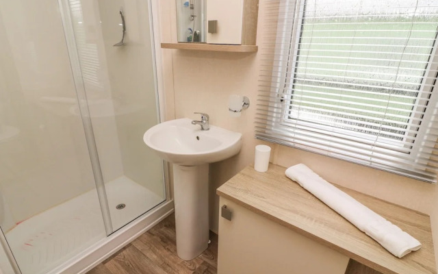 12A Borwick Lakes