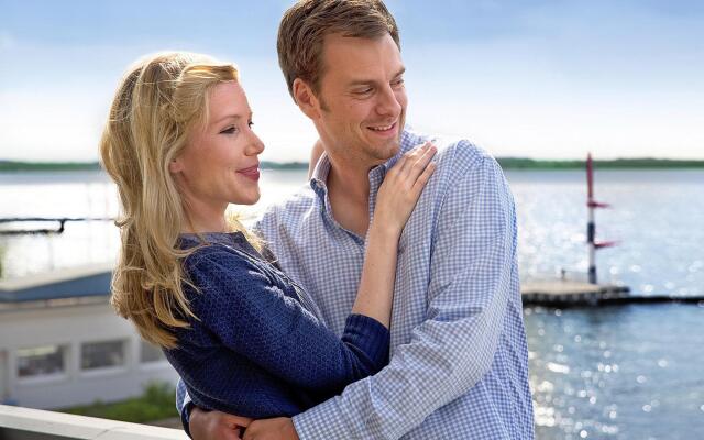 Apartment in Rechin Right on the Water