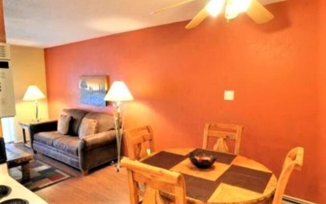 Pinecliff Village Resort