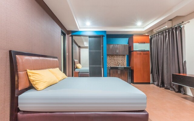 W Residence by OYO Rooms