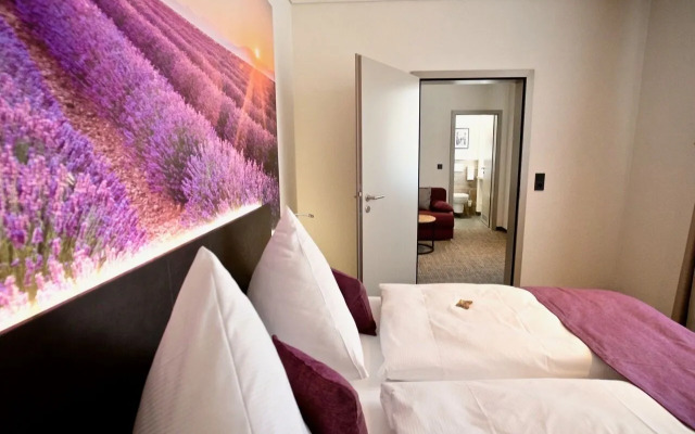 Bahnhof ERZINGEN hotel coffee  & more