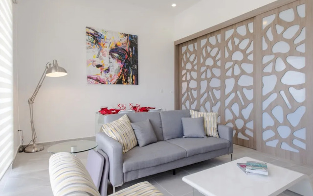 Marea-502 by Playa District