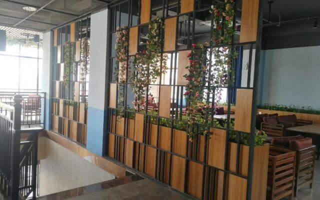 Paci Hotel